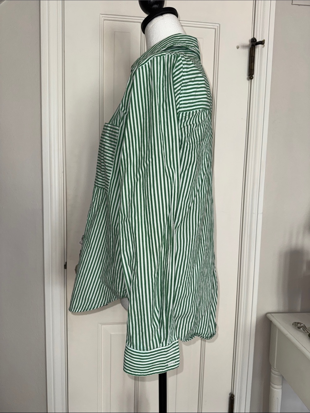 Evereve Green and White Striped Button-Up Shirt - Picture 4 of 8